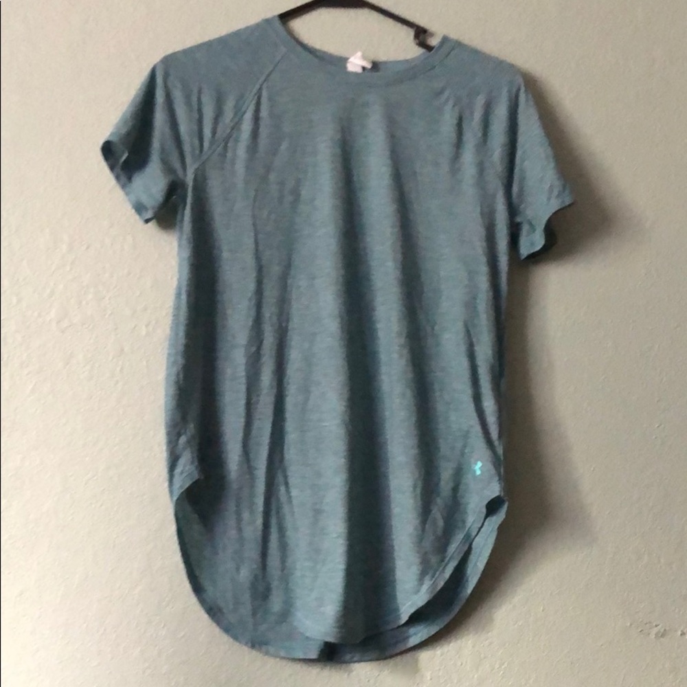 Under Armour breathe top